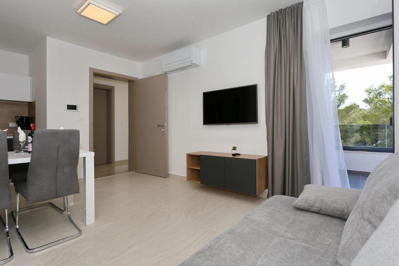 Villa Ankora 1 With Heated Pool Biograd Na Moru Exterior foto