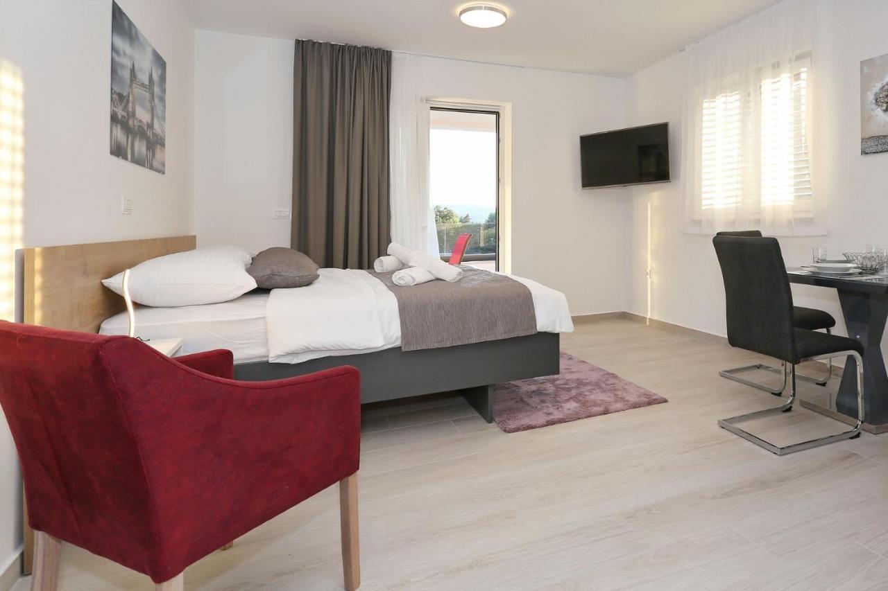 Villa Ankora 1 With Heated Pool Biograd Na Moru Exterior foto
