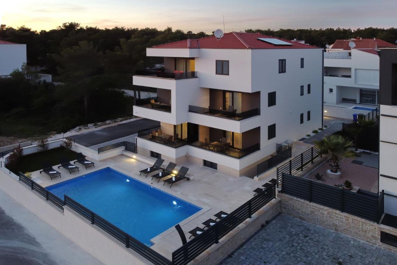 Villa Ankora 1 With Heated Pool Biograd Na Moru Exterior foto