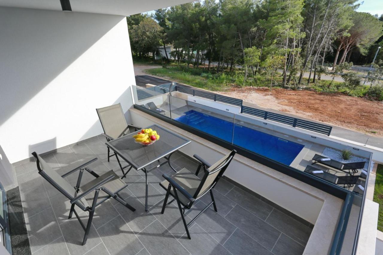 Villa Ankora 1 With Heated Pool Biograd Na Moru Exterior foto